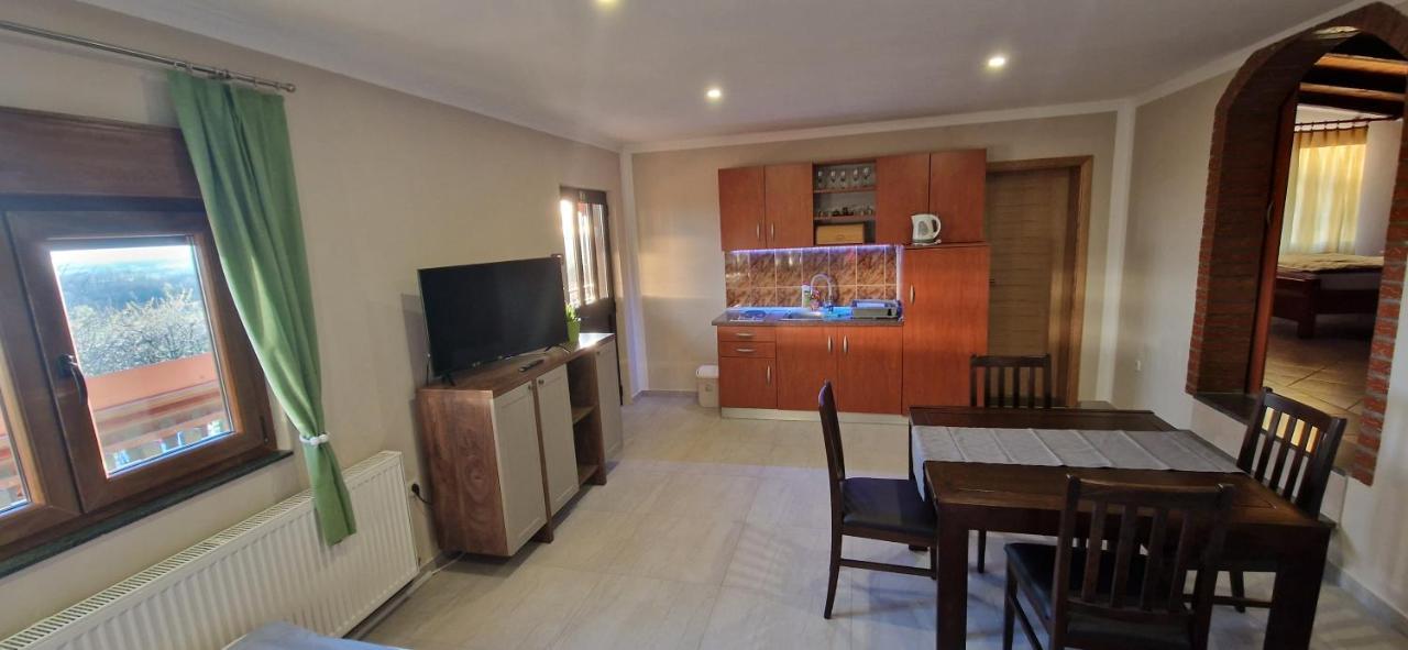 Guest House Blazevic Gornja Gracenica المظهر الخارجي الصورة