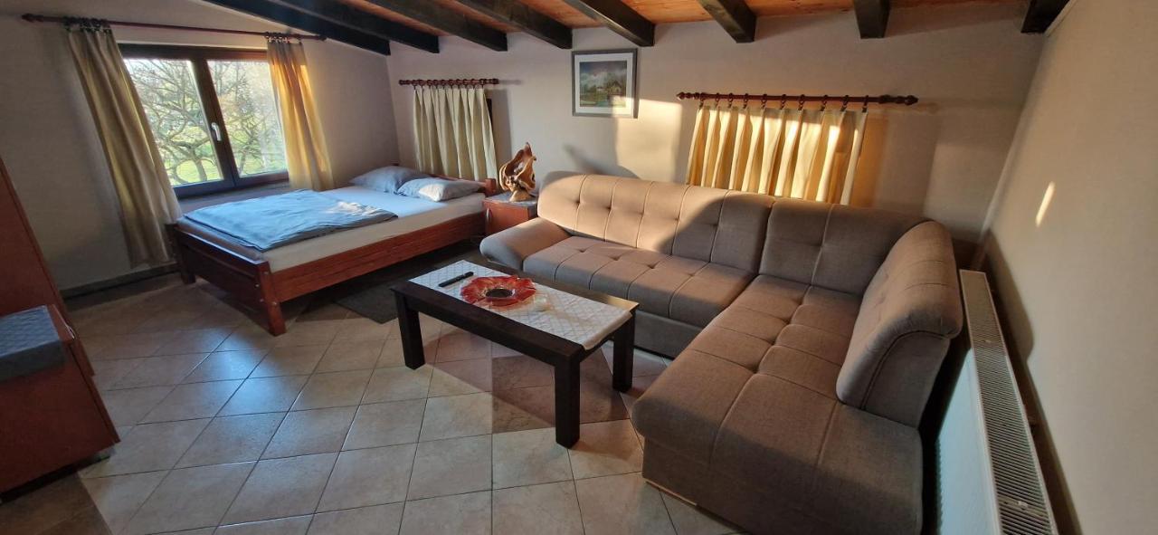 Guest House Blazevic Gornja Gracenica المظهر الخارجي الصورة
